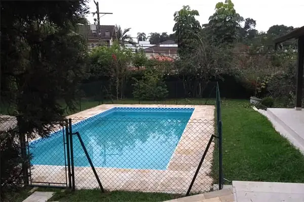 Cerca para Piscina com Portão